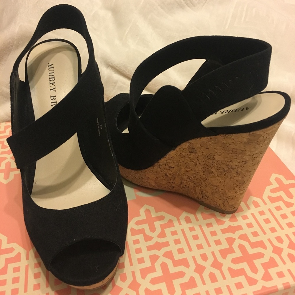 Audrey Brooke Wedges